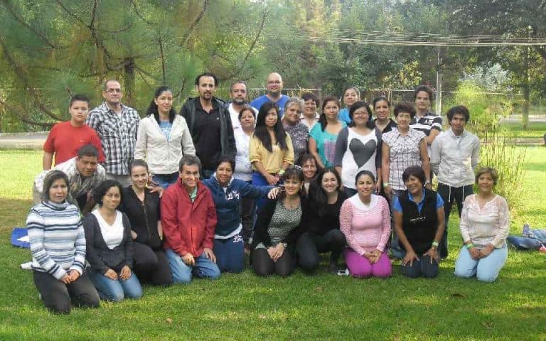 Sistema Isha compartiendo en Agucafe – México.Hola Annie, hola a todos!! Les cuento que este fin de semana tuvimos un hermoso seminario en una ciudad cercana a Morelia, Uruapan, la ciudad del Aguacate