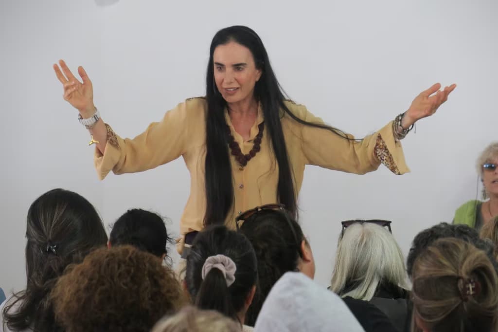 Isha Judd, la creadora de un sistema de autoconocimiento y bienestar integral, regresa a Paraguay este 16 y 17 de noviembre para una propuesta única: un taller vivencial sobre el Sistema Isha que será