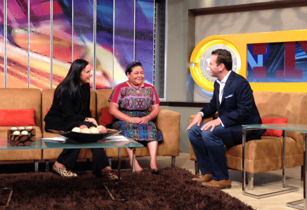 Isha y Rigoberta Menchú en Primero Noticias, Televisa, México