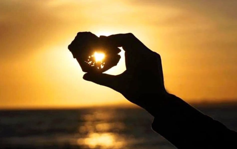 Love Above Fear is a big difference in relationships when we choose to love and commit ourselves without fear.
