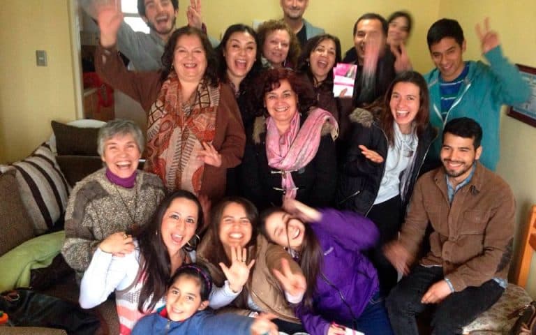 La Fundación educativa de Isha presente en Santiago y Concepción – Chile Estamos muy felices y entusiasmados por las actividades que estamos teniendo en Santiago y Concepción! Este fin de semana tuvim