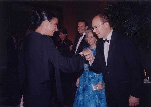 Foto Isha y el Principe de Monaco