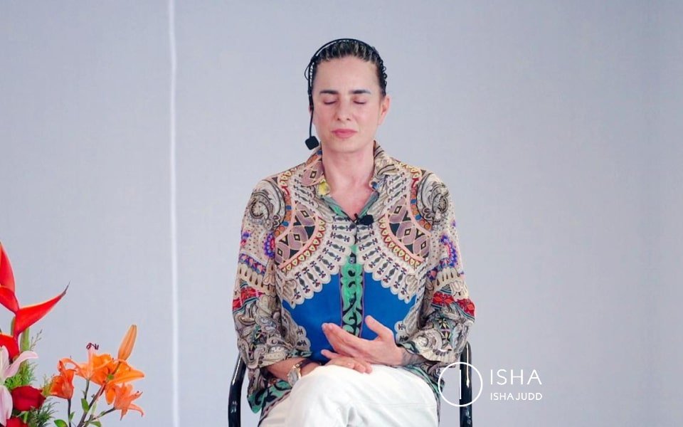 ISHA JUDD TALKS ABOUT GIVING AND RECEIVING. DARSHAN AUGUST 8TH 2019